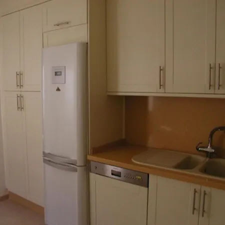 Semi-detached Holiday With Shared Pool, Near The Beach Of Costa Adeje 別荘