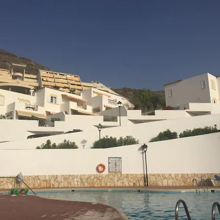 Semi-detached Holiday With Shared Pool, Near The Beach Of Costa Adeje * アデヘ